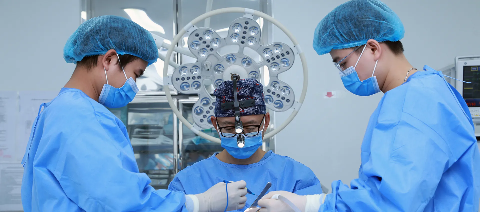 Các bác sĩ thẩm mỹ uy tín, có nhiều kinh nghiệm trong nghề