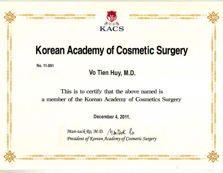 Bằng chứng nhận thành viên của Học viện phẫu thuật thẩm mỹ Hàn Quốc