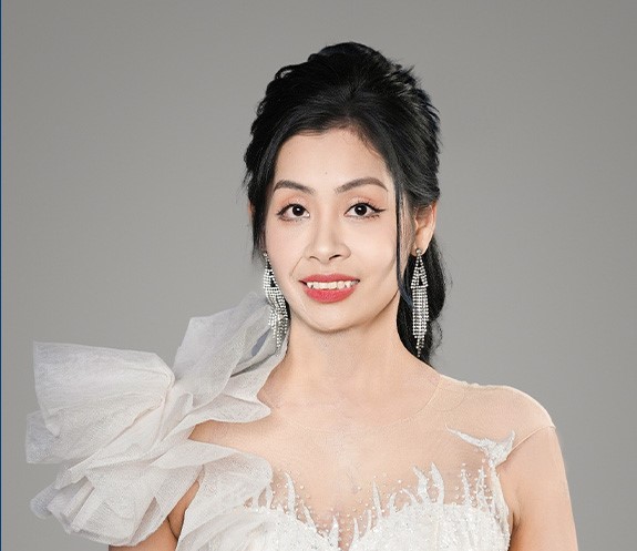 Diệu Linh lột xác sau phẫu thuật