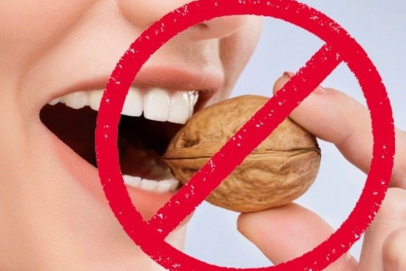 Tránh ăn các thực phảm cứng
