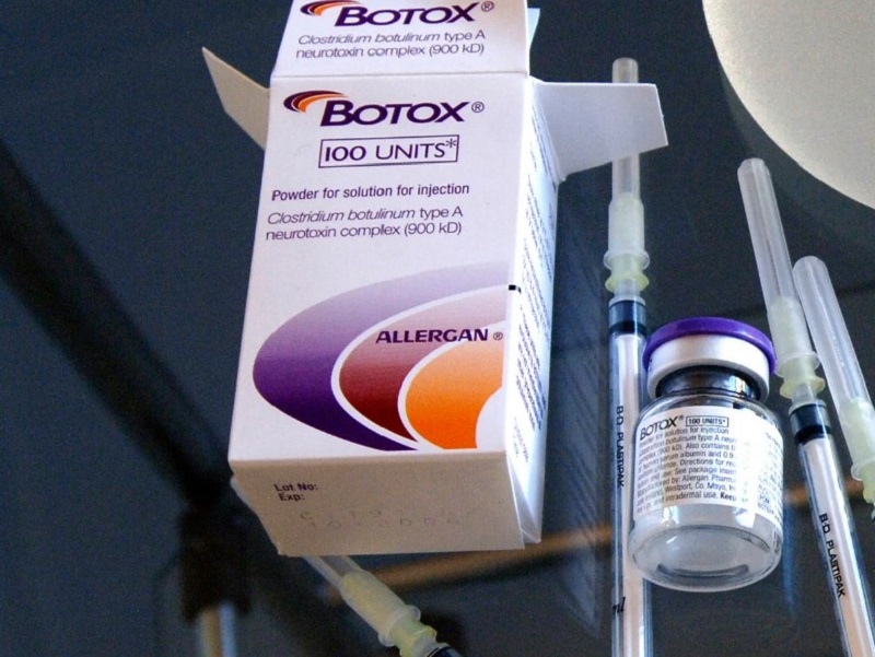 Tiêm botox giúp căng da mặt hiệu quả mà không cần phẫu thuật