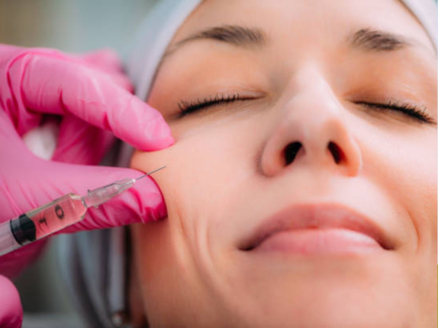 tiêm filler má cần kiêng massage hay rửa mặt mạnh vùng má