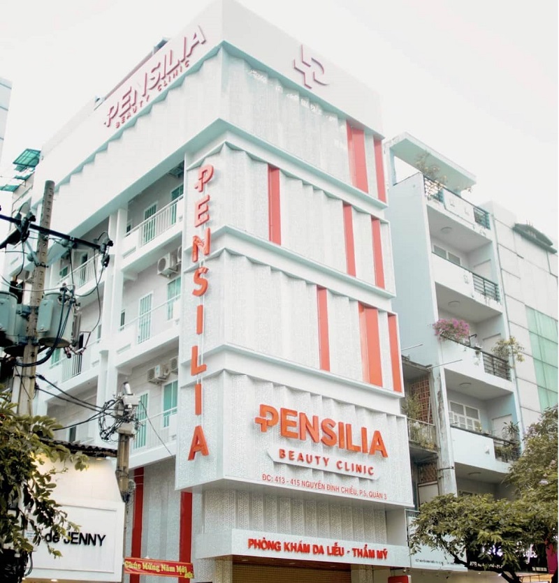 Pensilia Beauty Clinic thực hiện trị sẹo lồi bằng laser