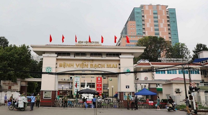 Bệnh viện Bạch Mai có lượng khách hàng đông đảo