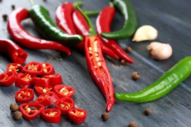 Gia vị cay nóng có thể làm vết thương lâu lành