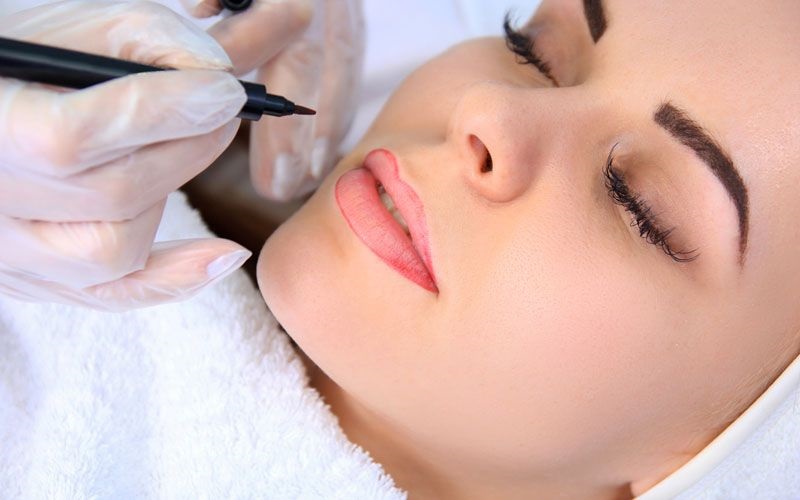 Những cơ sở thẩm mỹ có kỹ thuật viên kém chuyên môn, gây ra biến chứng cho khách hàng