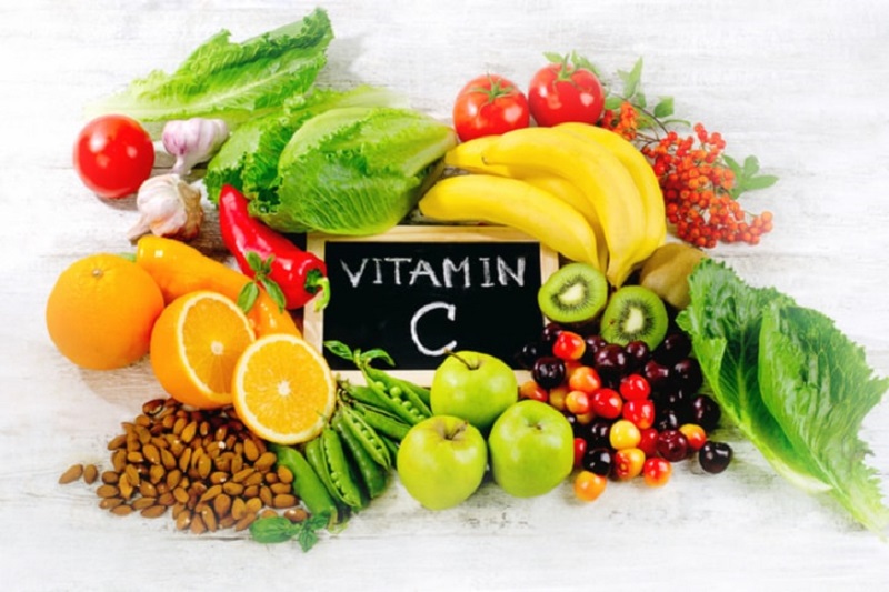 Ăn uống đầy đủ các dưỡng chất, vitamin C tốt cho cơ thể