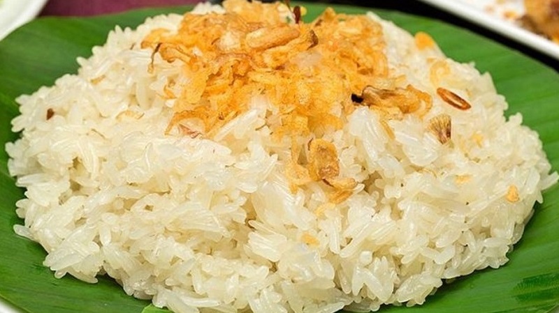 Phun môi nên kiêng ăn xôi