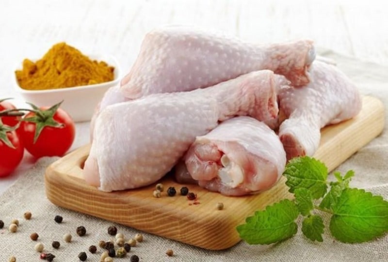 Khi môi đã ổn định, khách hàng có thể ăn thịt gà bình thường
