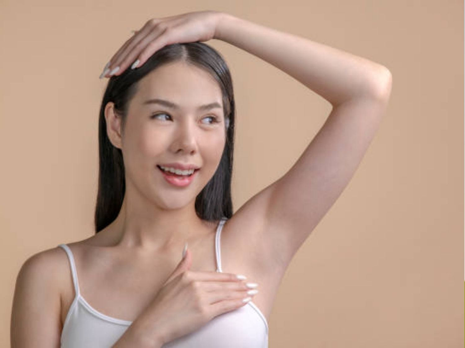 Dưỡng ẩm và làm dịu da đúng cách sau khi triệt lông