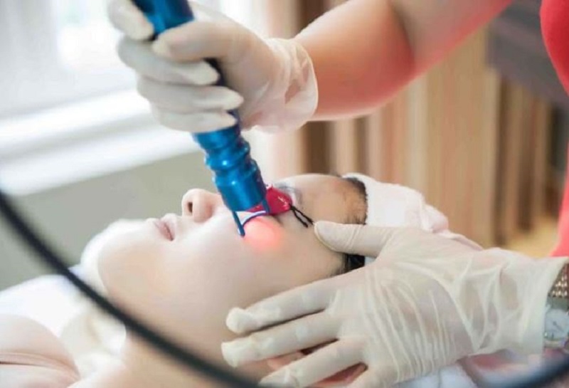 Trị mụn thịt đúng cách sẽ giúp làn da mịn màng, hạn chế rủi ro