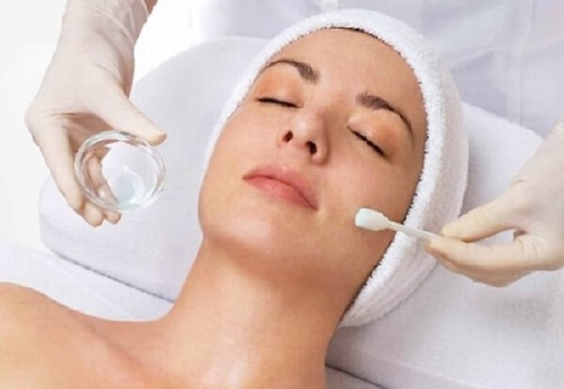 Peel da được áp dụng trong việc trị mụn, sẹo rỗ, thâm mụn