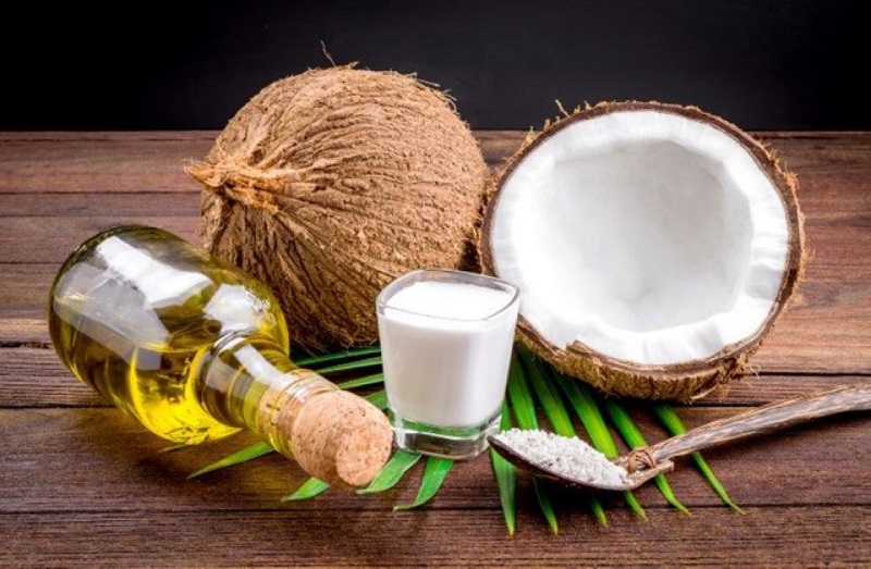 Dầu dừa có nhiều dưỡng chất tốt cho làn da