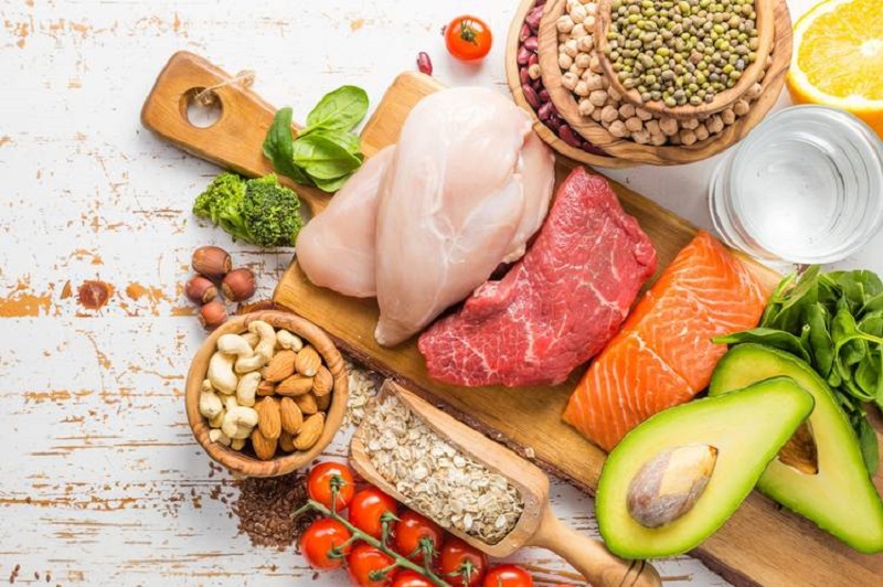 Bổ sung các nhóm thực phẩm tốt cho mí mắt