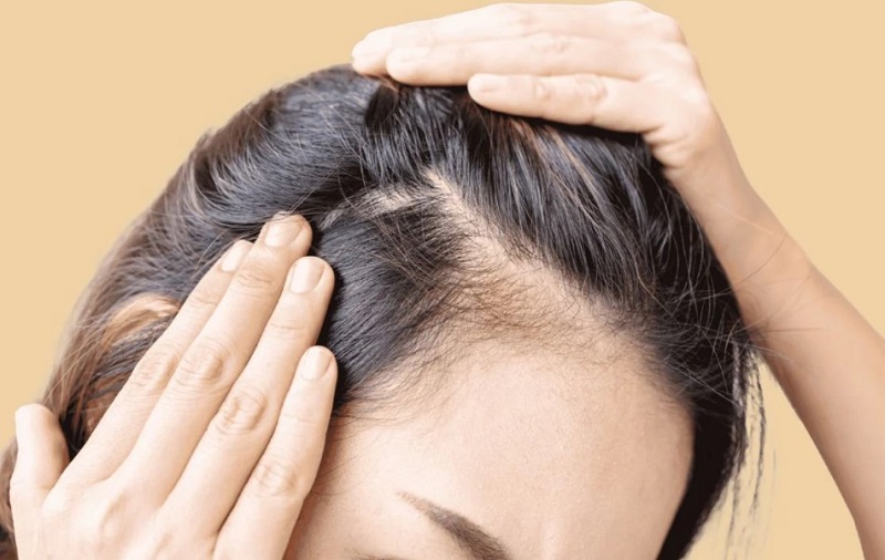 Massage da đầu nhẹ nhàng