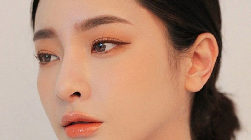 Chọn dáng mày phù hợp với từng khuôn mặt