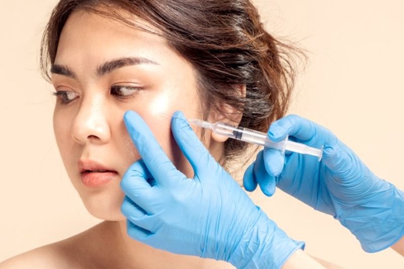 Sau khi tiêm tan filler có thể hơi đau tại vùng tiêm
