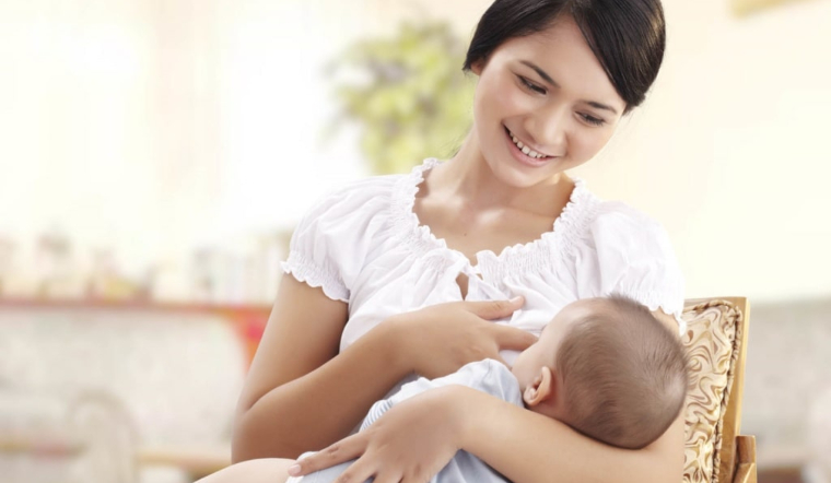 Phụ nữ đang cho con bú tốt nhất không nên phun mí