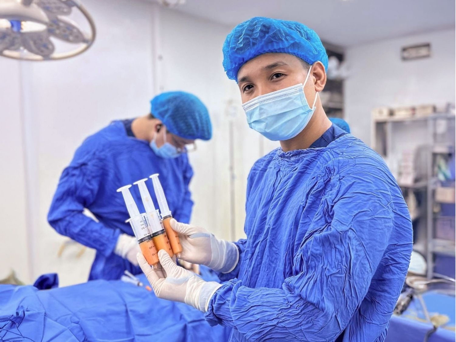 mỡ chiết tách ly tâm chuẩn bị cấy vào vòng 1