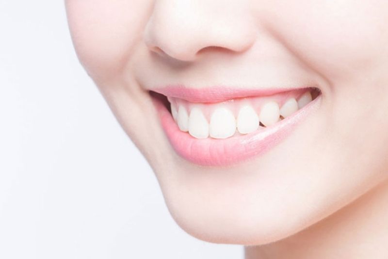 Sau khi bọc răng sứ không cần kiêng ăn lâu