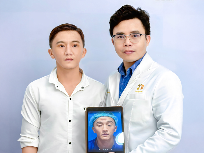 Bác sĩ Nguyễn Hữu Đoàn đã thực hiện thành công nhiều ca cắt mí, chỉnh hình mí sụp cho nam giới