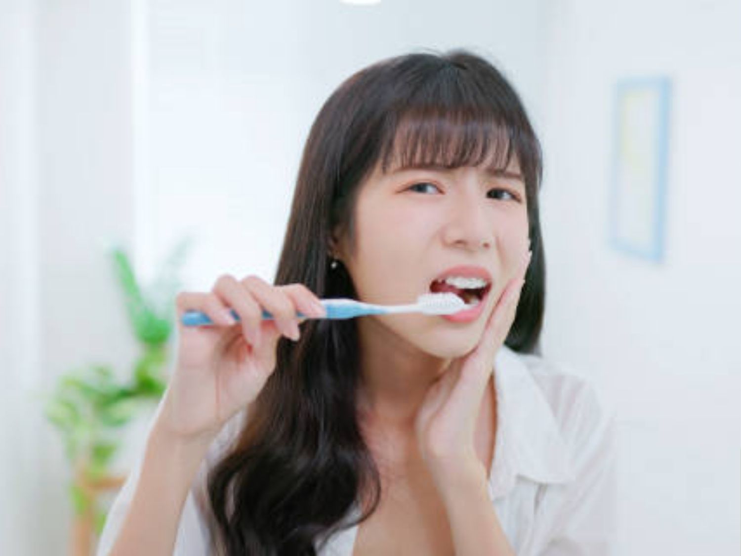 cách chăm sóc răng miệng ảnh hưởng lớn đến tuổi thọ của răng