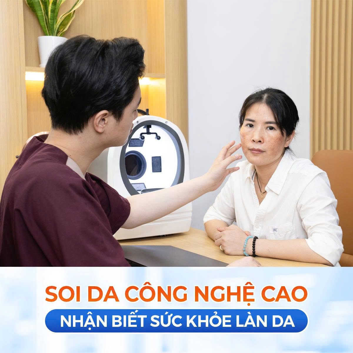 Soi da giúp bác sĩ quan sát mức độ sắc tố, tình trạng bề mặt và các vấn đề da đi kèm, từ đó xây dựng phác đồ điều trị phù hợp hơn.