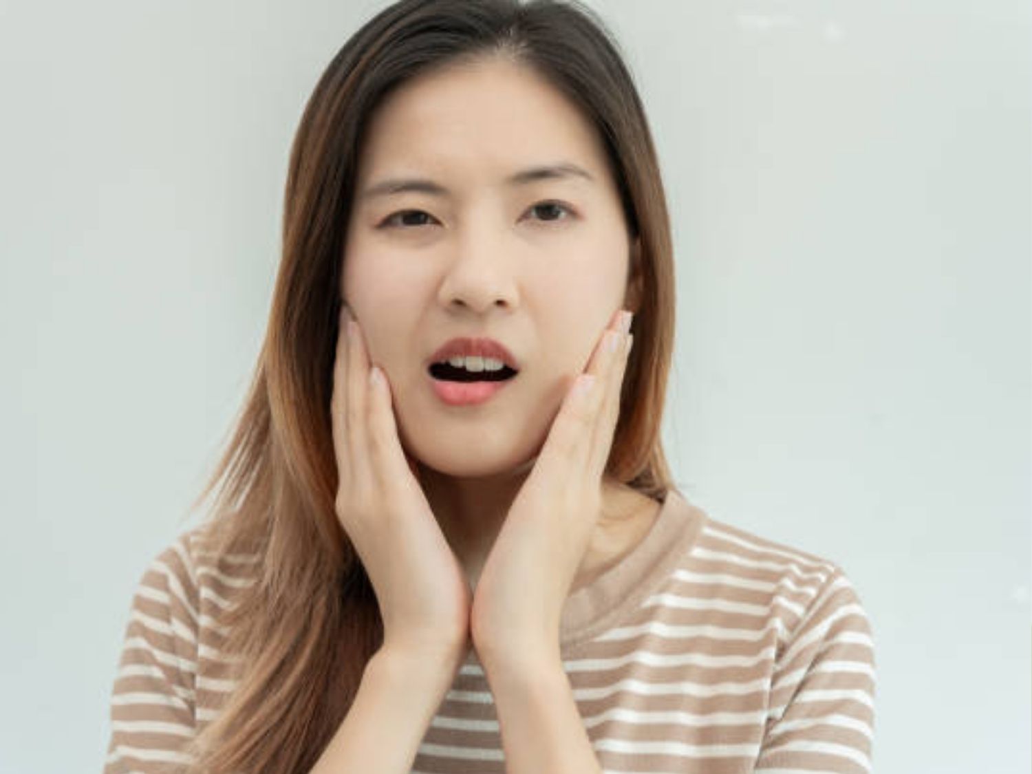 tình trạng Yếu cơ mặt không được xem giống với tê cảm giác đơn thuần