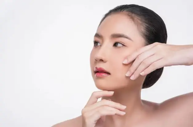 Chăm sóc và vệ sinh vết thương cẩn thẩn sau khi cấy mỡ tự thân