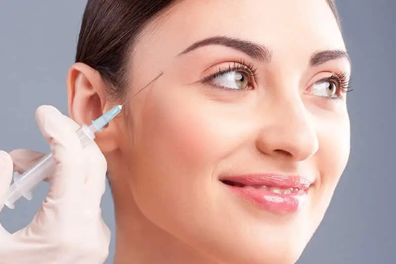 Lượng CC phù hợp khi tiêm filler thái dương phụ thuộc từng tình trạng