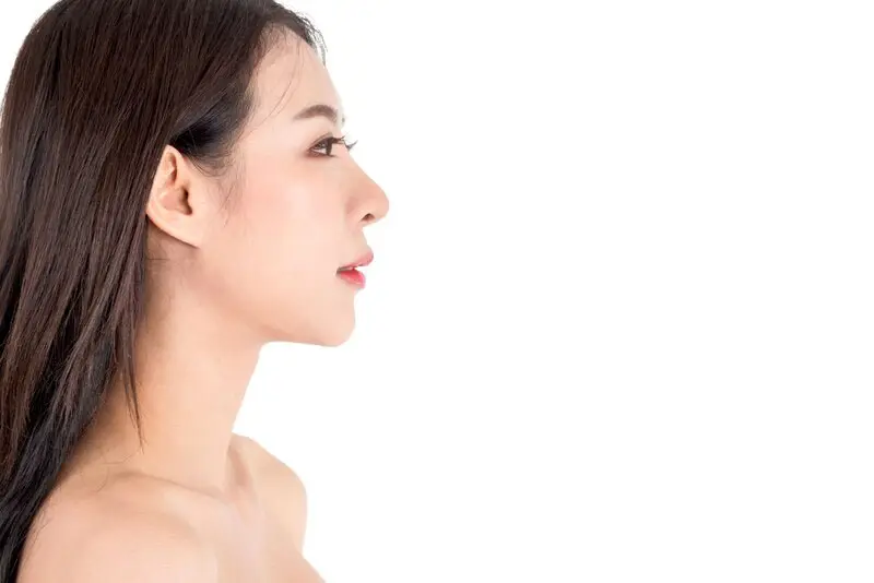 Nâng mũi 1 tháng mũi đã dần trở lại bình thường