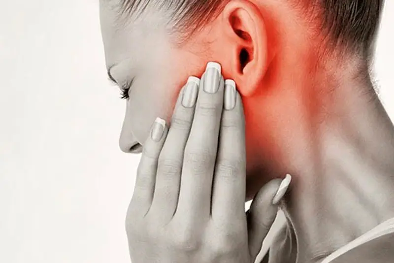 Không nên há miệng sớm sau phẫu thuật vì có thể làm căng khớp thái dương hàm