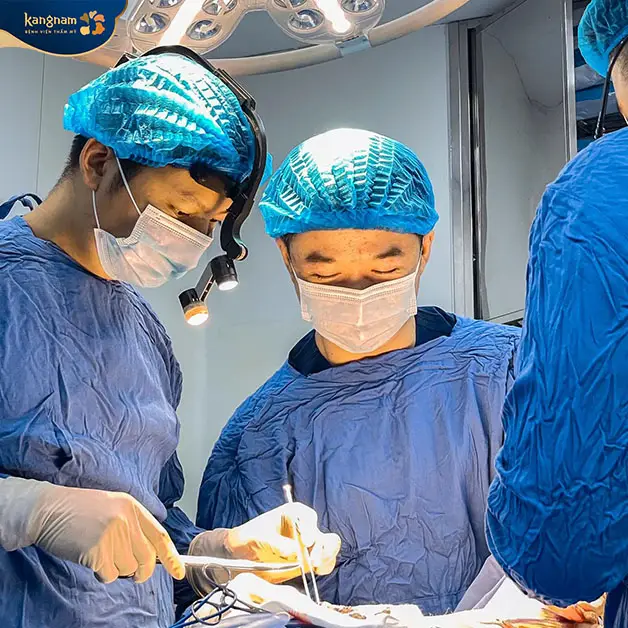 Quá trình phẫu thuật an toàn trong phòng mổ vô trùng