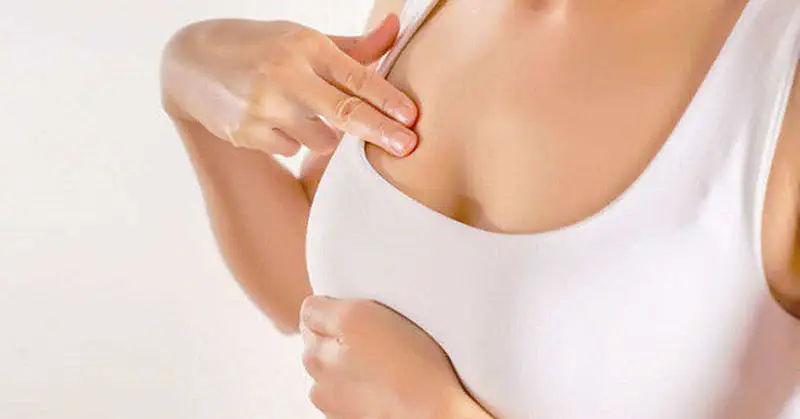 Massage là cách giúp tăng vòng 1 lép bẩm sinh hiệu quả