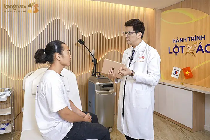 Nhờ sự hỗ trợ của ekip bác sĩ của Kangnam, các thí sinh có cơ hội thay đổi ngoại hình