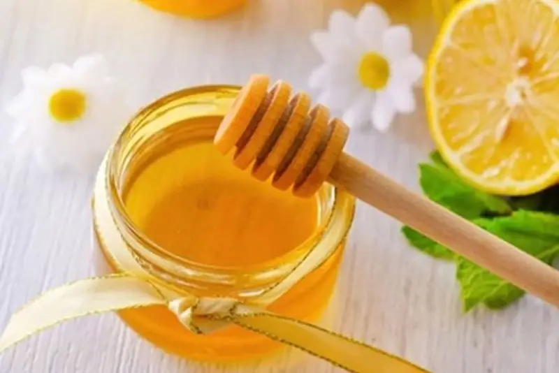 Mật ong trị tàn nhang hiệu quả, an toàn