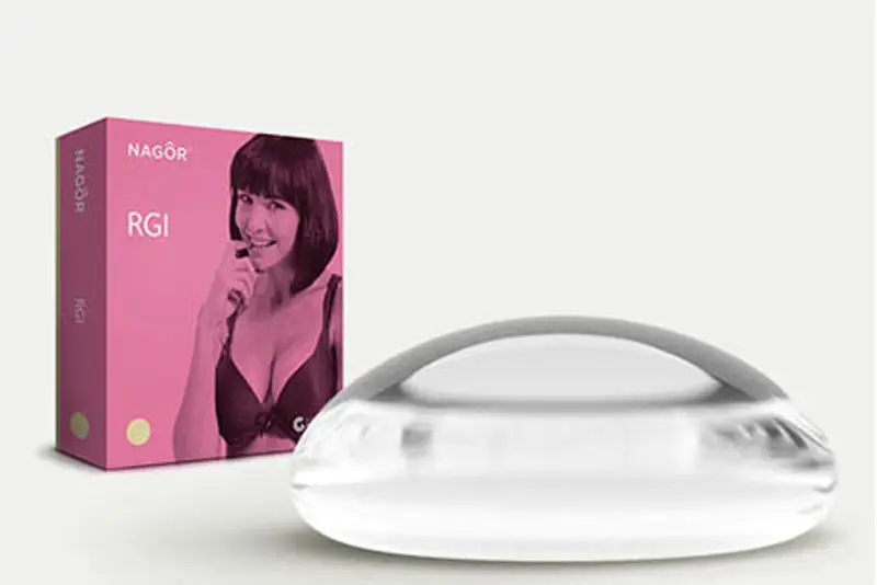 Túi ngực Nagor là một trong những thương nổi tiếng của Anh Quốc, có mặt hơn 40 năm trên thị trường 