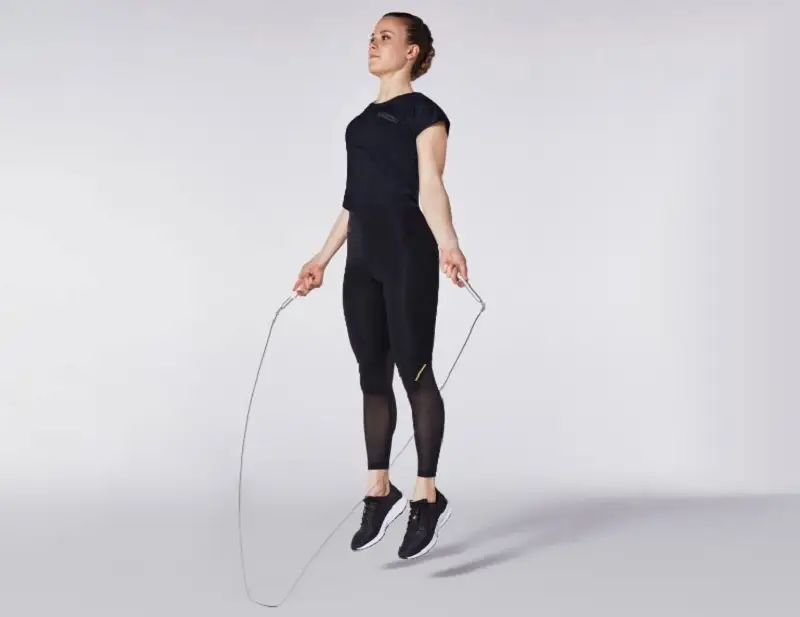 Nhảy dây đều đặn và đúng cách sẽ giúp giảm mỡ bụng nhanh chóng