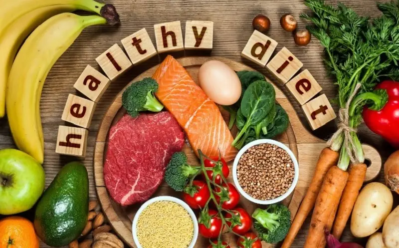 Ăn uống đầy đủ dưỡng chất để cơ thể nhanh phục hồi