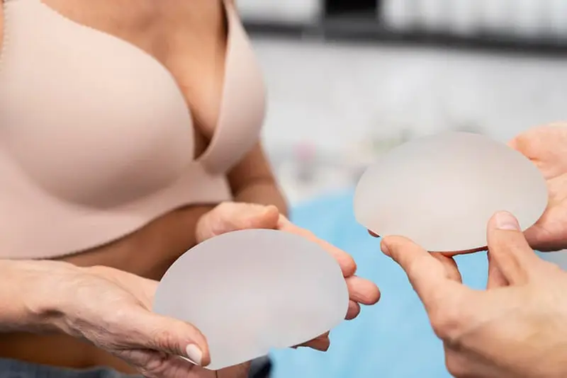 Size túi độn ngực 285cc