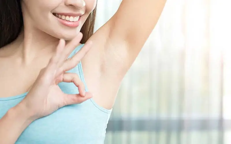 Tuân thủ theo hướng dẫn điều trị của bác sĩ để giúp giảm thiểu tiết mồ hôi nách