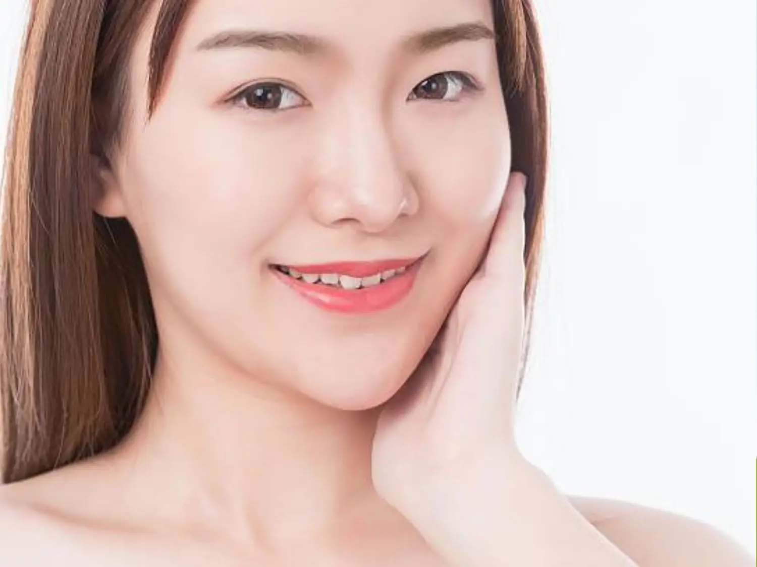 Da đều màu hơn, tông da sáng lên tự nhiên sau khi peel trị thâm