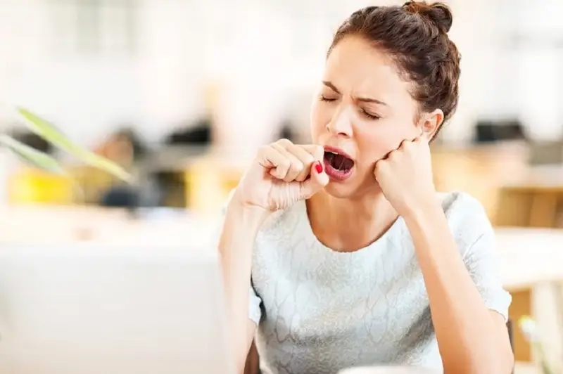 Khi cơ thể thiếu ngủ sẽ gây ảnh hưởng đến hệ bài tiết, tăng nguy cơ béo phì