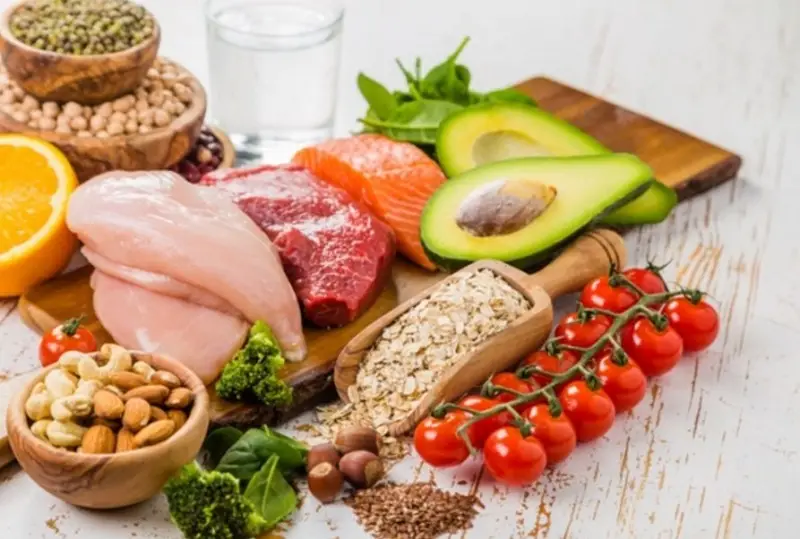 Ăn uống đa dạng các nhóm chất giúp chị em duy trì vóc dáng thon gọn