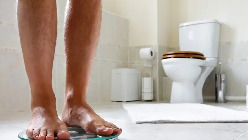 Mỡ sẽ được đào thải ra ngoài khi bạn đi vệ sinh 