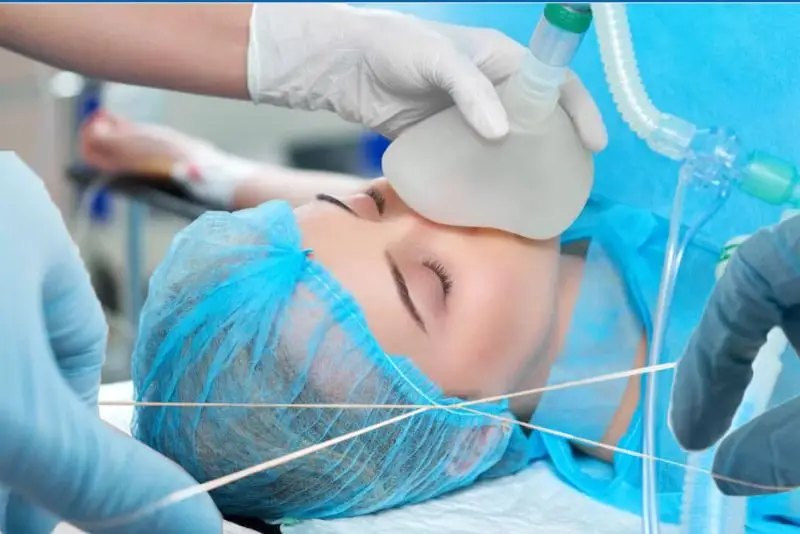 Nâng ngực bằng sợi treo