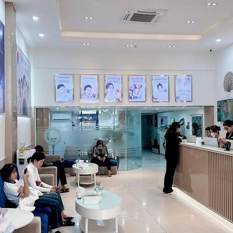 Viện thẩm mỹ Kangnam Đà Nẵng tọa lạc tại số 293 Hùng Vương, Quận Thanh Khê