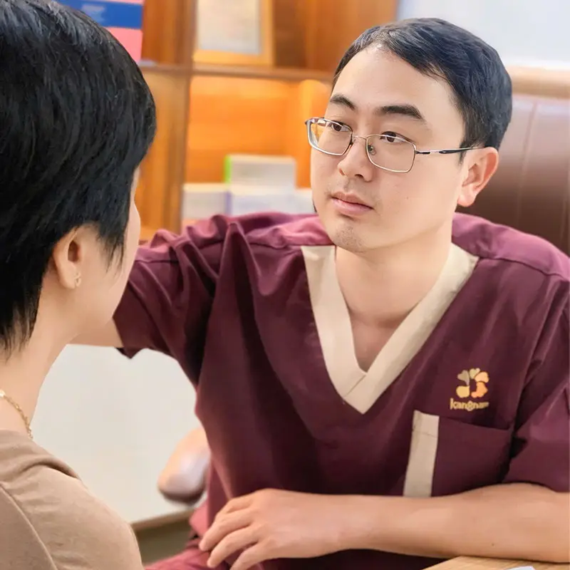 Khách hàng được tư vấn kỹ lưỡng để lựa chọn dáng mũi cá nhân hóa