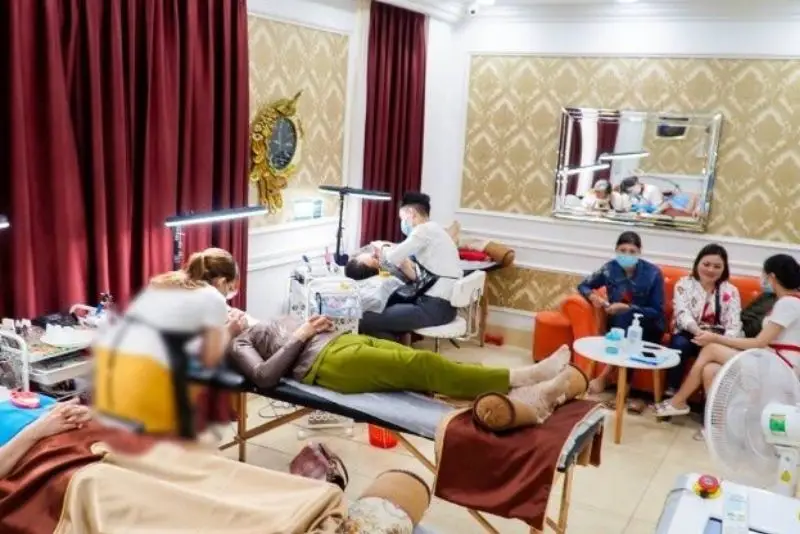 Thẩm mỹ Văn Trường