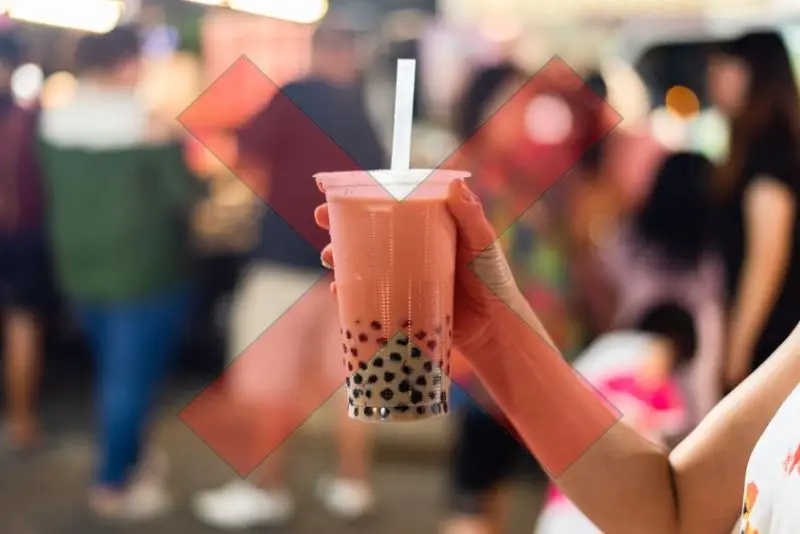 Không uống trà sữa trong 2 tháng đầu sau nâng mũi